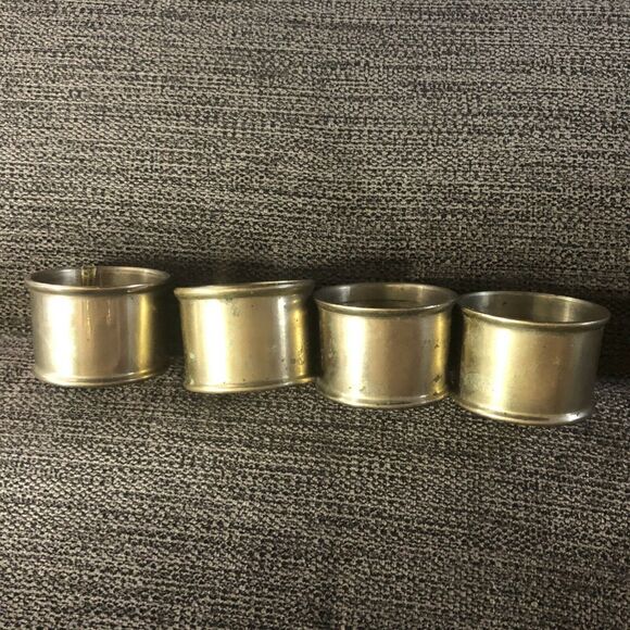 Set Of Four 4 Mid Century Modern Brass Napkin Rings Minimalist RINGS ONLY - Picture 4 of 4